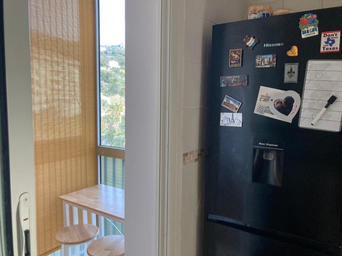 Location Chambre Avec Salle De Bain Et Partie Commune Sea View & Mountain View Renting 1 Of 3 Bedrooms With Shared Common Space 3 Bdrm Apt Not 1 Bdrm Plus Clime Ou Ac バスティア エクステリア 写真