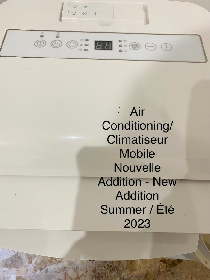 Location Chambre Avec Salle De Bain Et Partie Commune Sea View & Mountain View Renting 1 Of 3 Bedrooms With Shared Common Space 3 Bdrm Apt Not 1 Bdrm Plus Clime Ou Ac バスティア エクステリア 写真